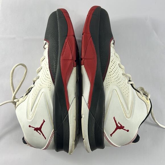 Vintage NIKE Men's Jordan Court Vision 99 White/Gym Red/Black Shoes size 8.5 - Picture 10 of 13